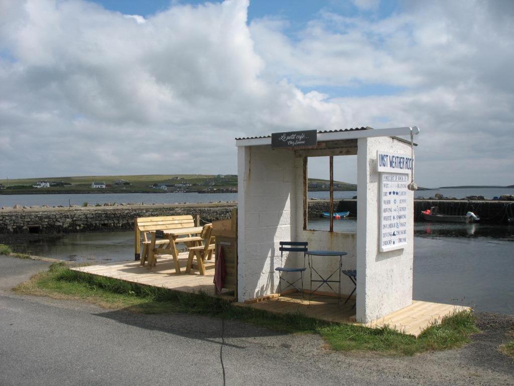 Belmont  The Uyeasound Old Pier Cottage מראה חיצוני תמונה